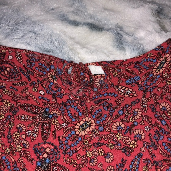 Pink Floral shirt - Picture 2 of 4